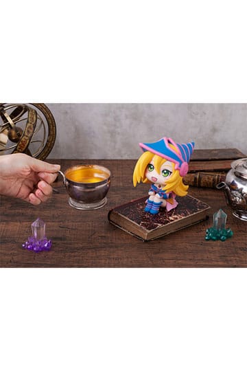 Yu-Gi-Oh! Duel Monsters Look Up PVC Statue Dark Magician Girl 11 cm